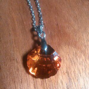 Orange Color Austrian Crystal Clamshell Brass Pendant Stainless Steel Necklace